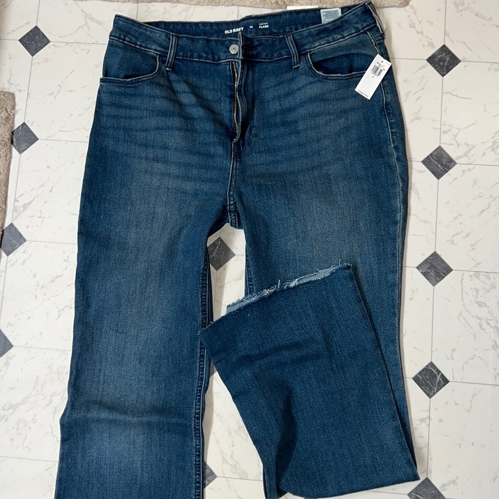 NWT 14 OLD NAVY RAW HEM FLARE JEANS super stretchy comfortable dark wash jean
